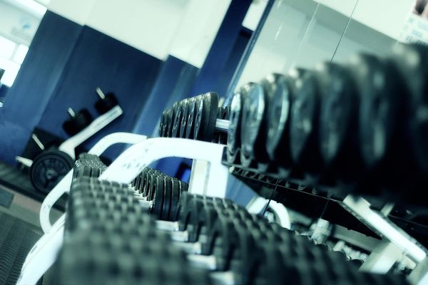 Jak zwiększyć komfort treningu na siłowni?